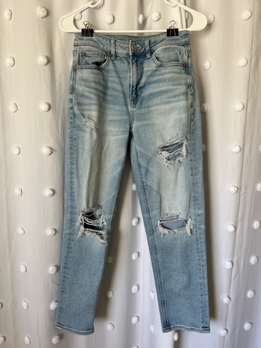 NWOT American Eagle Outfitters Mom Straight Jeans